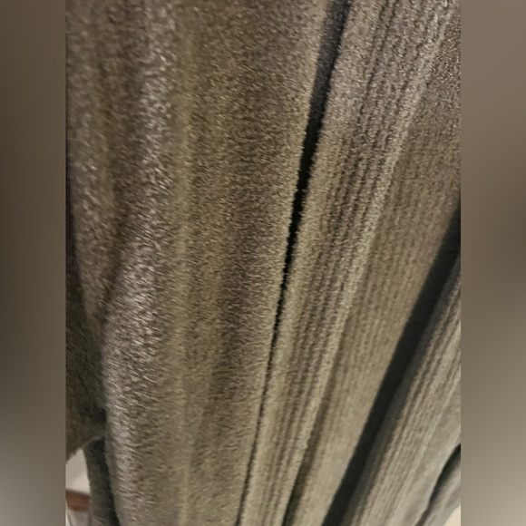 ✨Barefoot Dreams ~ CozyChic Lite Cardigan✨ - Picture 4 of 8